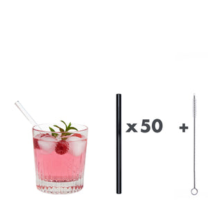 Mit 15 cm ist unser „kleiner Pimpf“ zwar der kleinste Trinkhalm, aber trotzdem vielseitig einsetzbar! Er eignet sich perfekt für kleine Gläser, Tumbler, Martini- oder Weingläser - oder auch zum Schlürfen einer leckeren Suppe!  Im Set enthalten sind 50 schwarze Glastrinkhalme (15 cm, gerade) in einer sicheren Verpackung und eine Reinigungsbürste aus Nylon oder Baumwolle.  Produktmaße Länge: 15 cm  Durchmesser: 8 mm